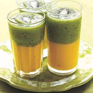Green Tea Kiwi and Mango Smoothie
